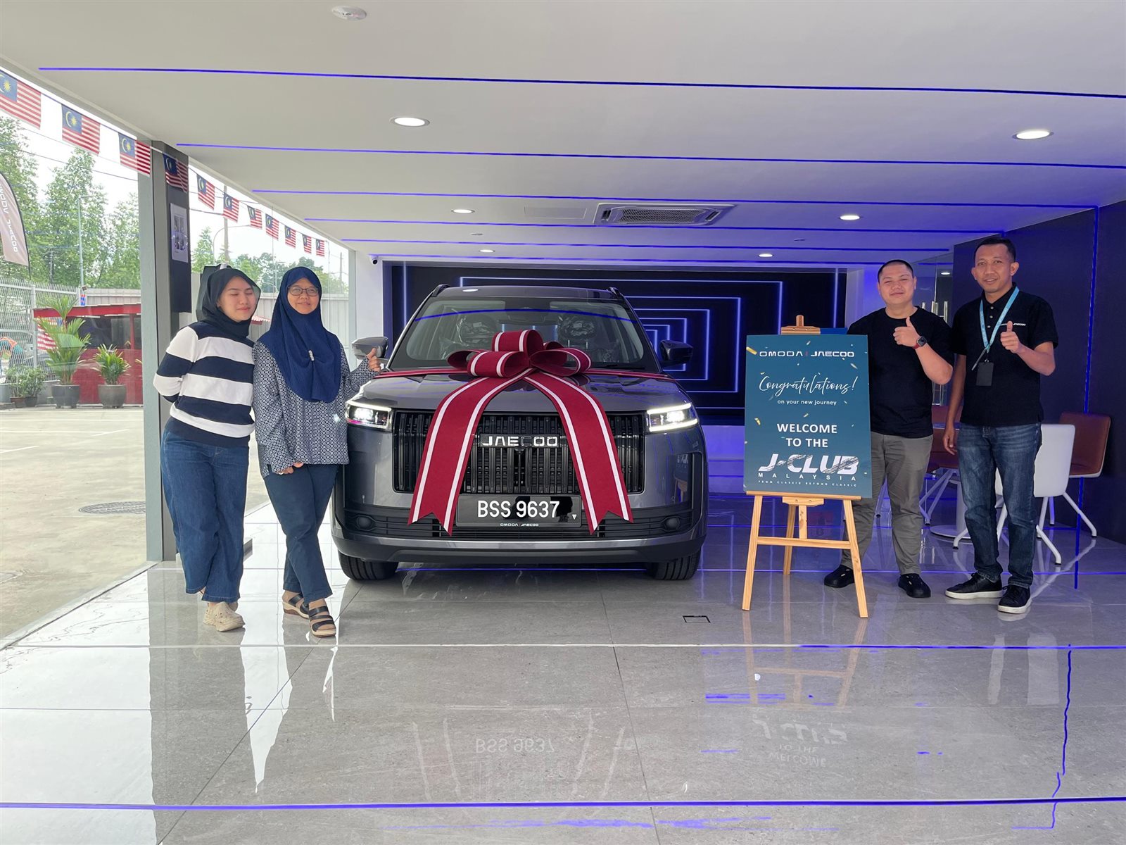 Customer vehicle delivery with Aiman